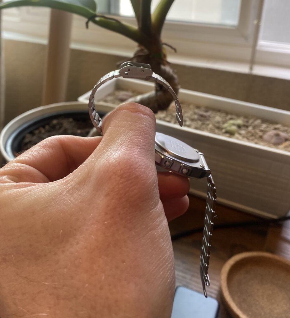 casio a158w bracelet vertical flex